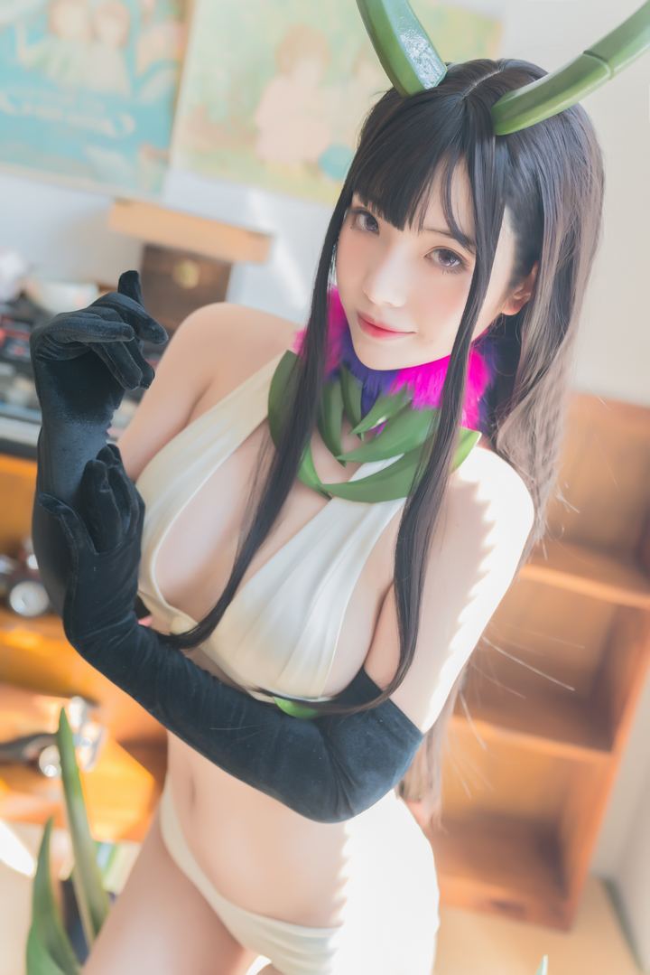星感镁钕Coser@雯妹不讲道理 NO.046 恶魔姐姐 [28P-440MB]